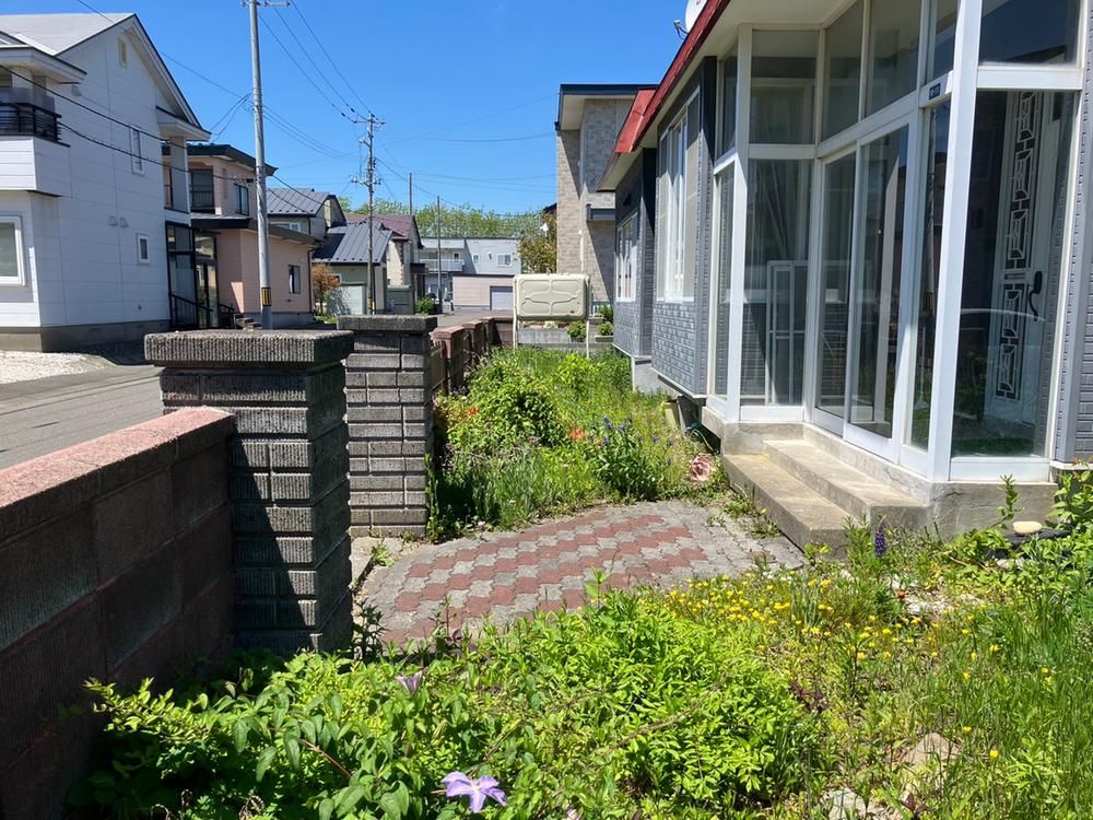 4LDK Detached House in Tomakomai, Hokkaido for 7.5 Million Yen - Thumbnail 2
