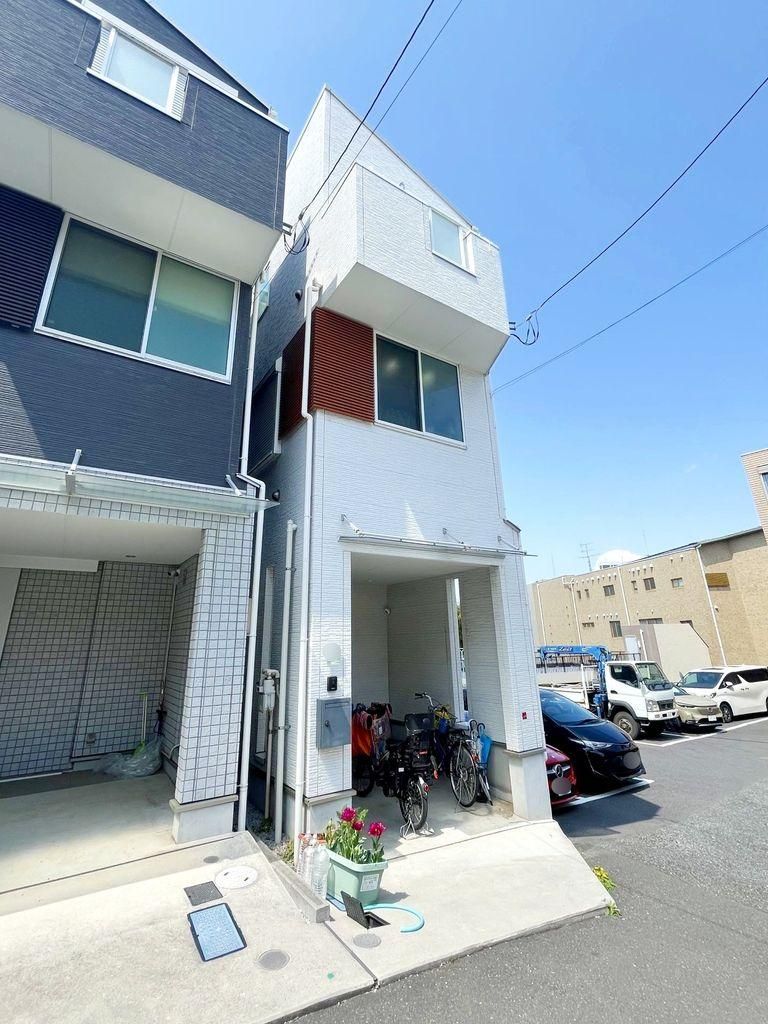 3LDK Detached House for Sale in Bunkyo-ku, Tokyo - Thumbnail 2
