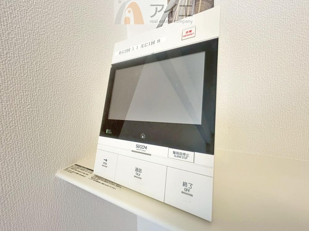 Renovated 2LDK Apartment in Funabashi, Chiba – 55m² - Thumbnail 2
