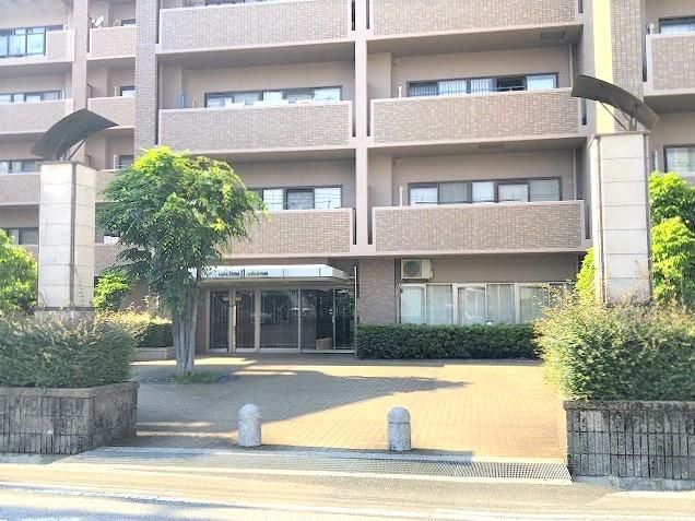 3LDK Apartment for Sale in Kochi City, Kochi Prefecture - Thumbnail 2