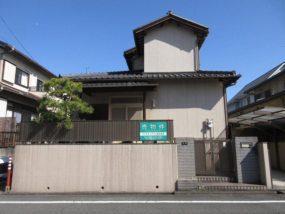 4LDK+S Detached House for Sale in Chita City, Aichi - Thumbnail 2