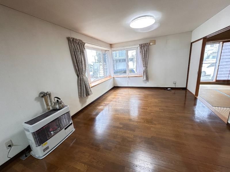 4LDK Detached House for Sale in Teine-ku, Sapporo - Thumbnail 3