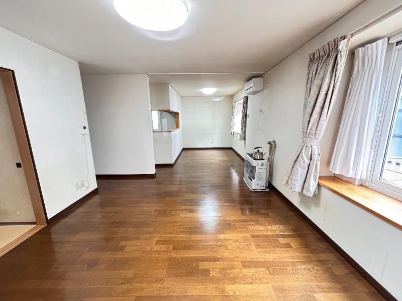 4LDK Detached House for Sale in Teine-ku, Sapporo - Thumbnail 2