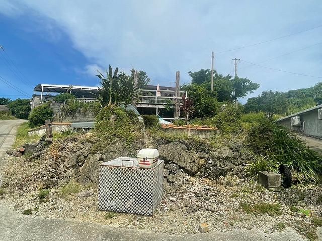 Ocean View Land for Sale on Kouri Island, Okinawa - 883 sqm - Thumbnail 2