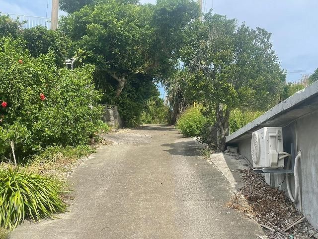 Ocean View Land for Sale on Kouri Island, Okinawa - 883 sqm - Thumbnail 3