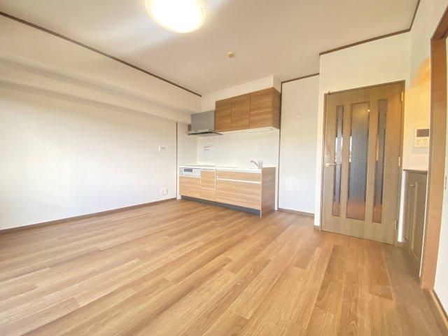 Renovated 2LDK Apartment Near Tamana Station, Kumamoto - Thumbnail 3