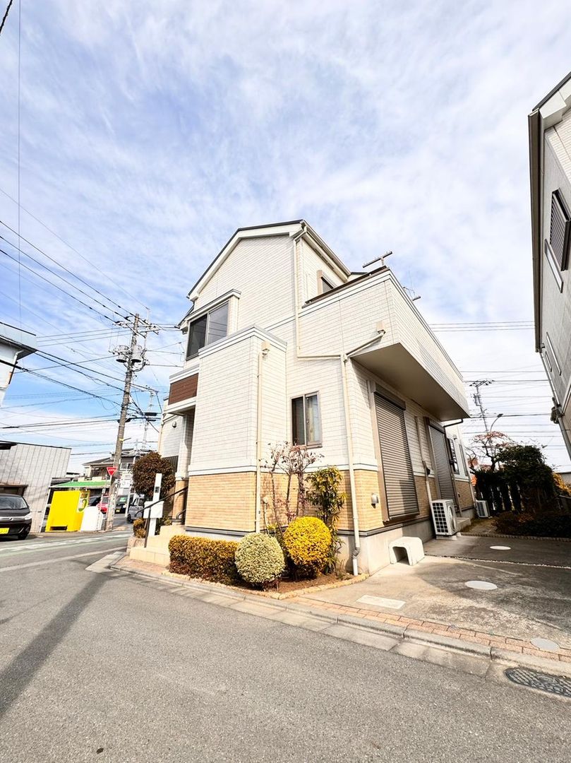 4LDK Detached House for Sale in Higashikurume, Tokyo - 105m2 Land - Thumbnail 3
