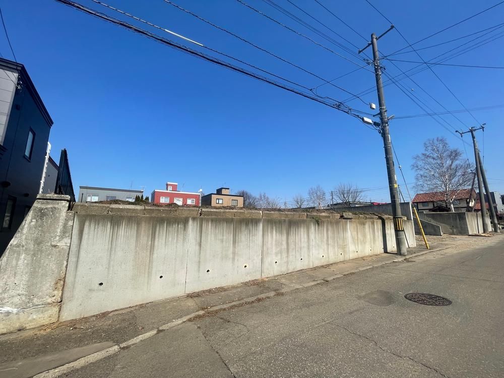 Land for Sale in Kiyota Ward Sapporo 1,218 sqm - Thumbnail 2