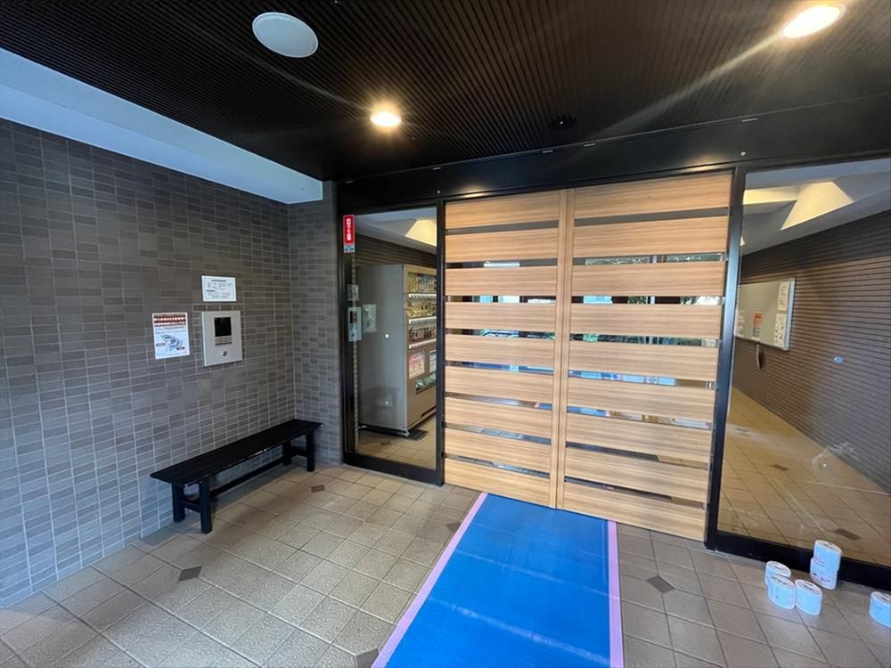 3LDK Apartment for Sale in Chigasaki with Ocean View - Thumbnail 3