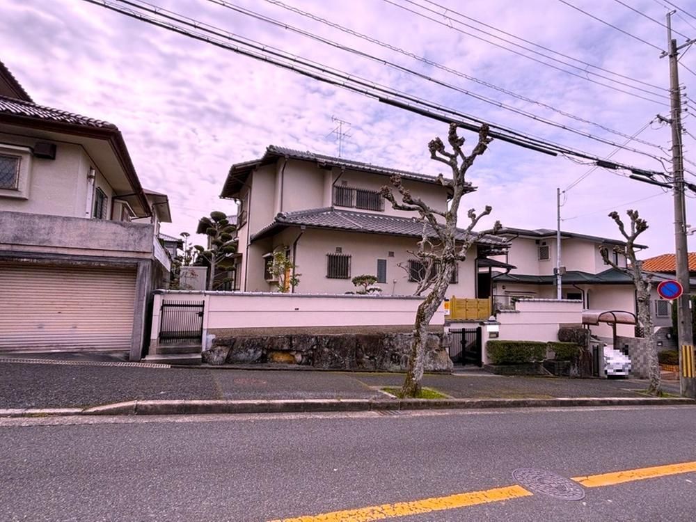 Land for Sale in Satsukidai, Ikoma, Nara - 237.62m2 - Thumbnail 2
