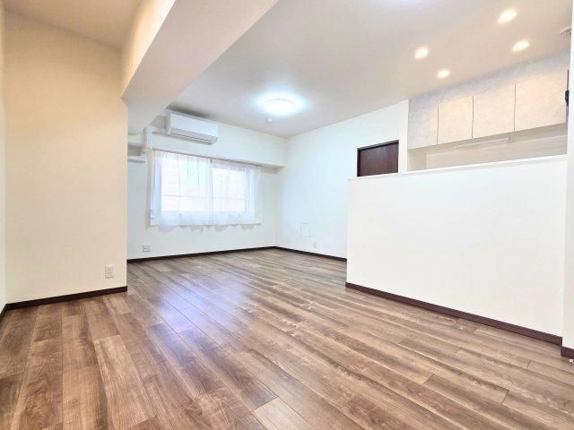 Renovated 2LDK Apartment in Aoba-ku, Sendai, 55.69m2 - Thumbnail 4