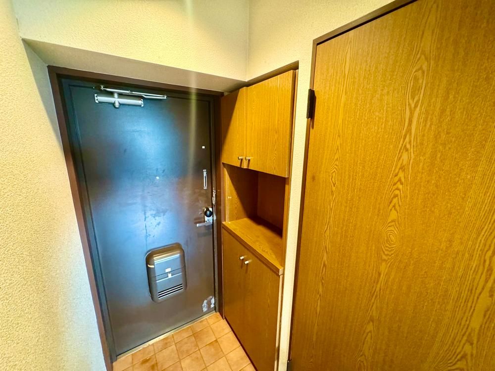 1LDK Apartment for Sale in Ebina, Kanagawa - 42m² - Thumbnail 2