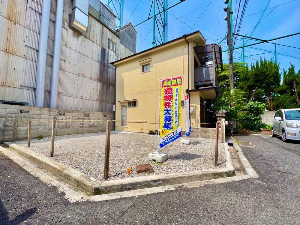 Land for Sale in Yawata, Osaka – 43m2 Corner Plot - Thumbnail 2