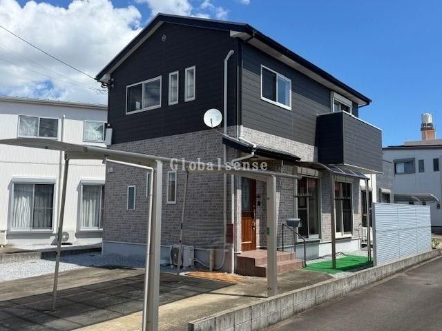 3LDK All-Electric Home for Sale in Miyazaki City Near Tayoshi Station - Thumbnail 2
