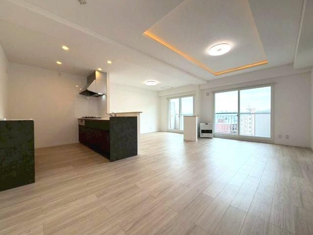 Renovated 3LDK Apartment for Sale in Sapporo Chuo Ward - Thumbnail 4