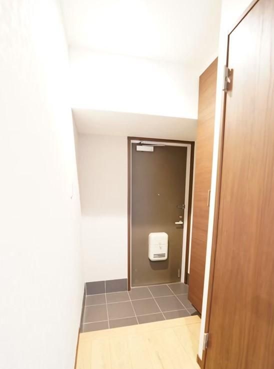 Evergreen Palace Funabashi Honcho 3DK Apartment for Sale in Chiba - Thumbnail 2