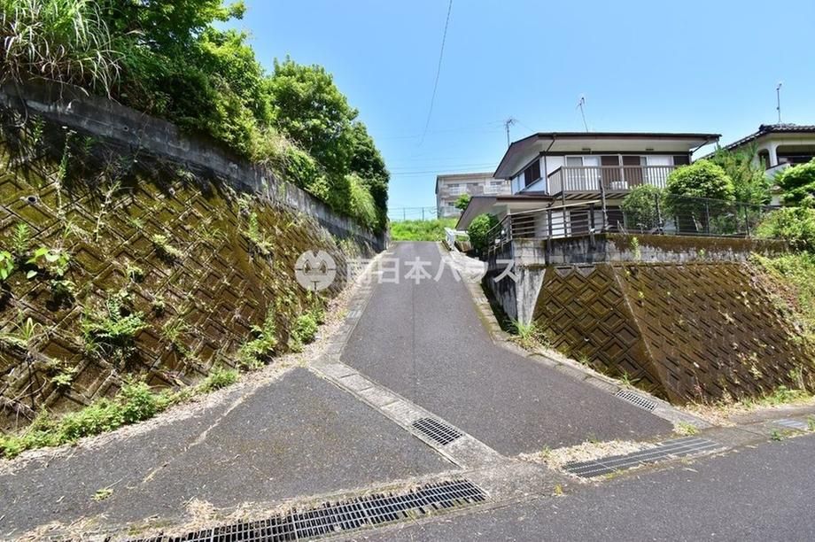 Land for Sale in Kinkodai, Kagoshima City - 417m2 - Thumbnail 4