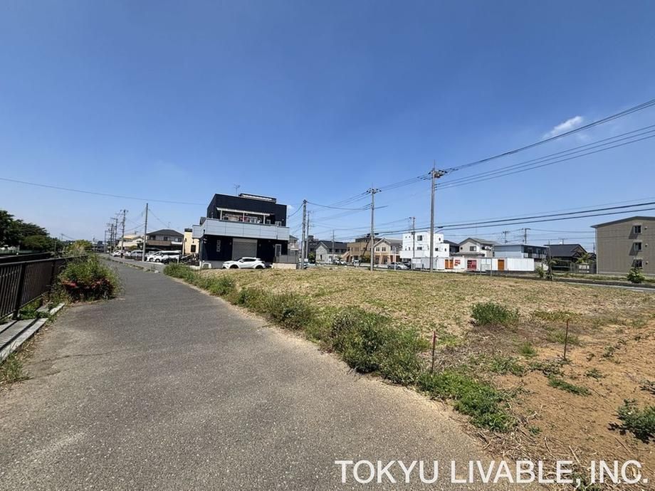 Land for Sale in Yoshikawa City, Saitama – 482m2 Corner Plot - Thumbnail 4