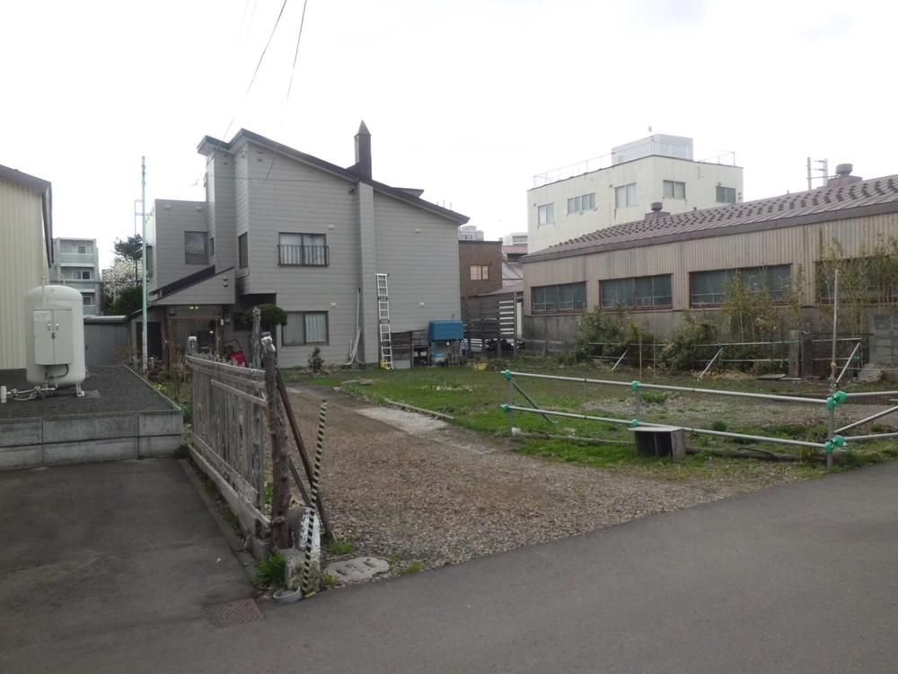 483.36m2 Land for Sale in Higashi-ku, Sapporo, Hokkaido - Thumbnail 2