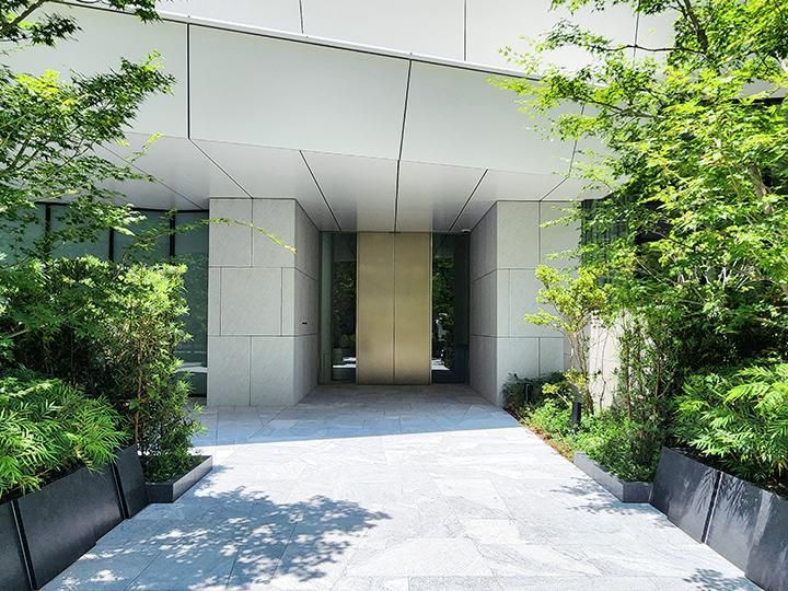 Brillia Tower Dojima 1LDK Apartment in Osaka Kita-ku - Thumbnail 2