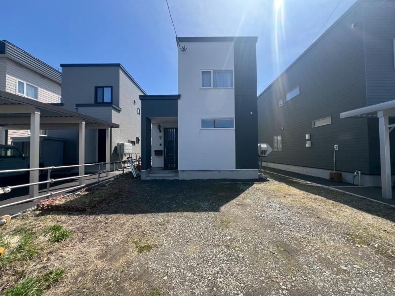3LDK House for Sale in Ebetsu, Hokkaido - 94.25 sqm - Thumbnail 2