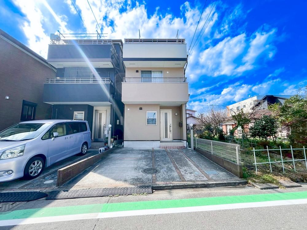 Renovated 4LDK+S House for Sale in Sagamihara, Kanagawa - Thumbnail 2