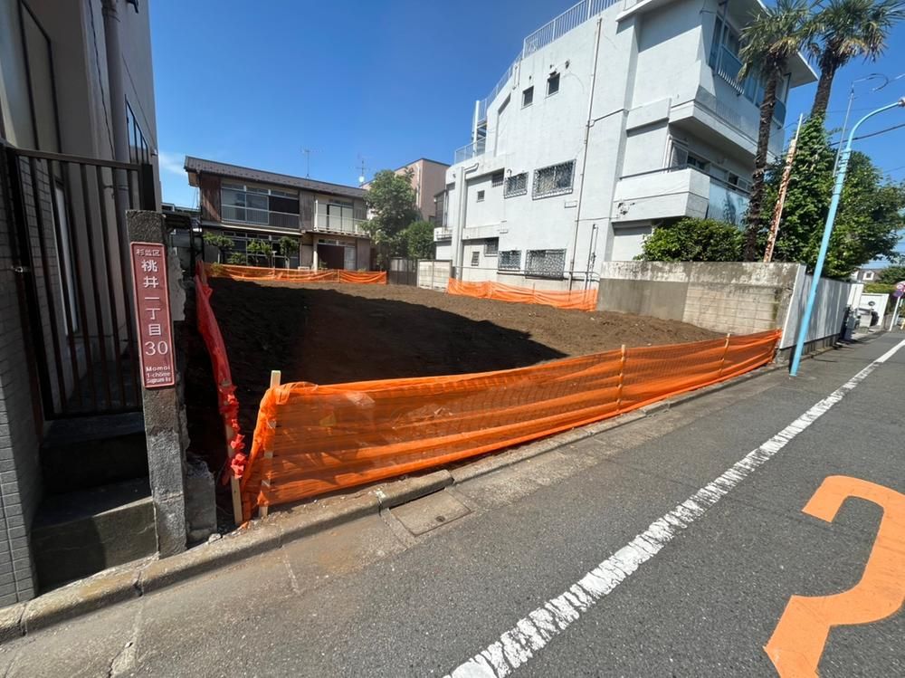 Building Land for Sale in Suginami-ku, Tokyo - 131 m² - Thumbnail 4