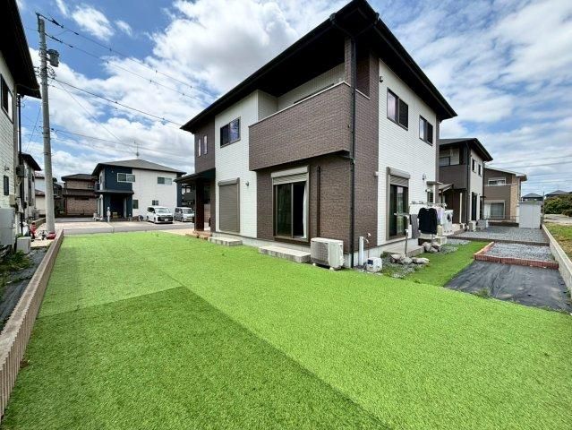 5LDK House for Sale in Yachimata, Chiba - 152 sqm - Thumbnail 2