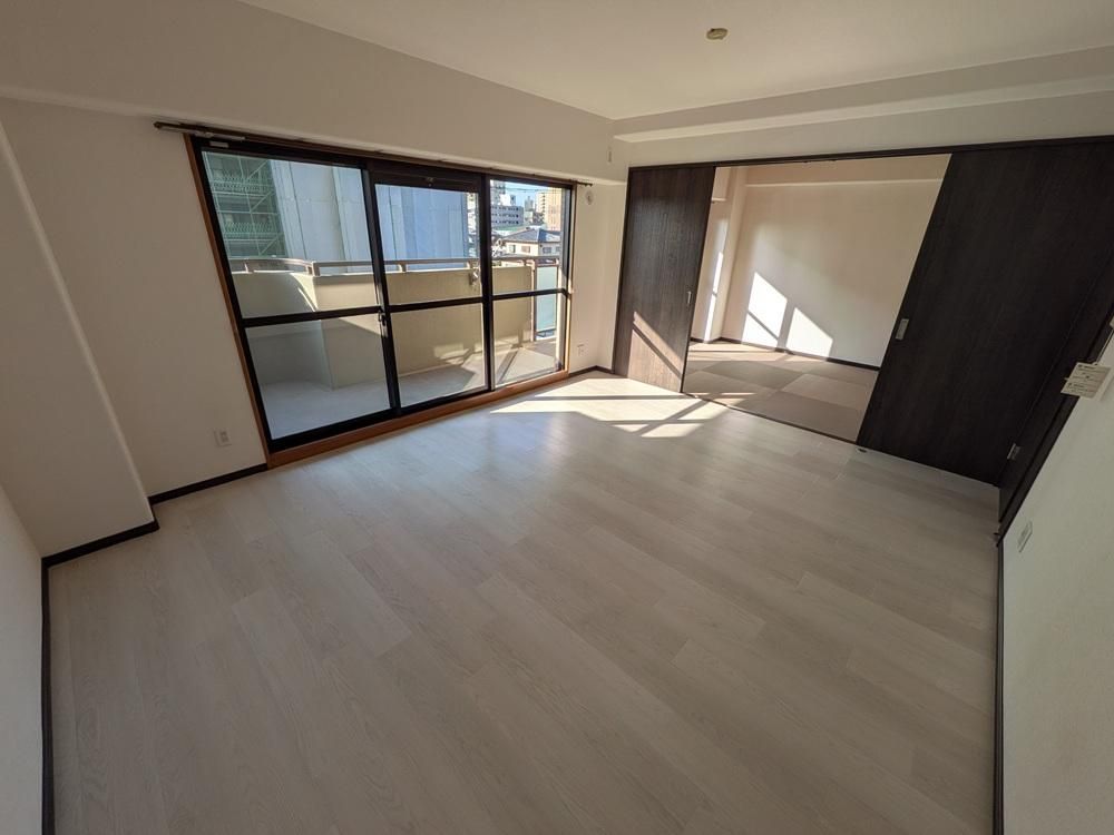 Renovated 3LDK Apartment in Central Miyazaki City Near Station - Thumbnail 4