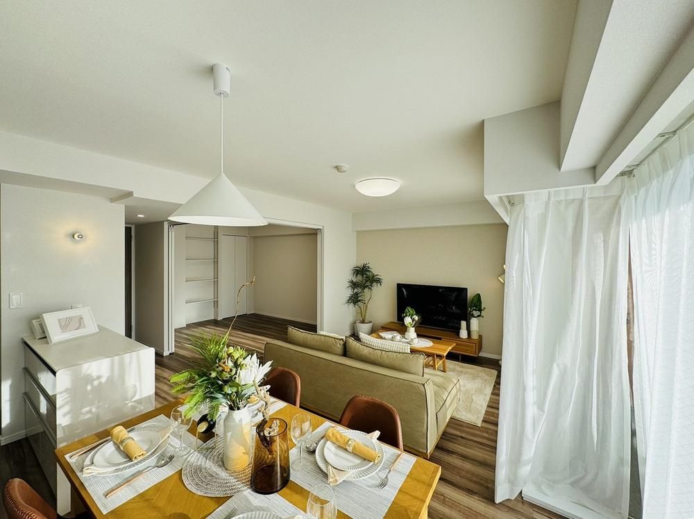 Renovated 3LDK Apartment for Sale in Kohoku, Yokohama - Thumbnail 4
