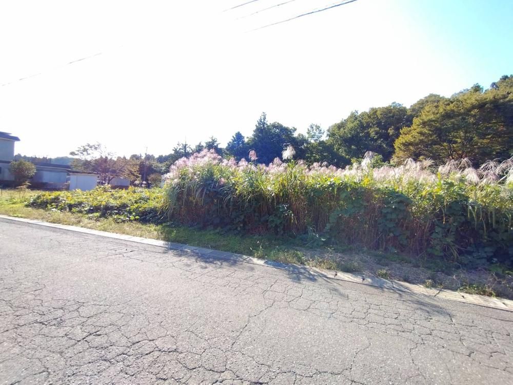 992 sqm Land for Sale in Awara City, Fukui - Thumbnail 3