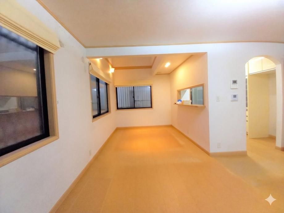 4LDK Detached House for Sale in Minami Koshien, Nishinomiya - Thumbnail 3