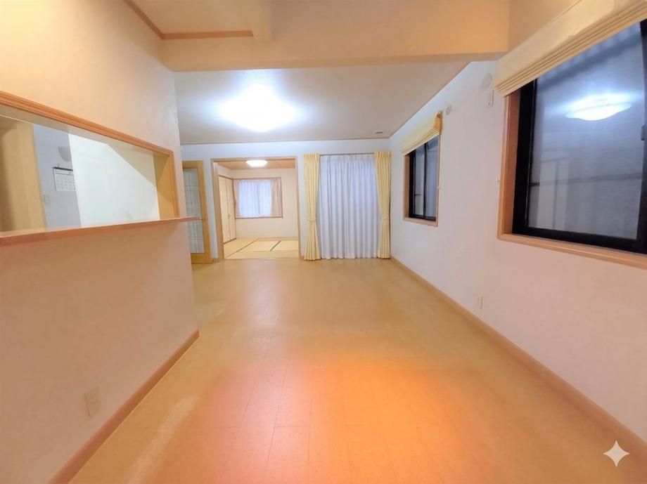 4LDK Detached House for Sale in Minami Koshien, Nishinomiya - Thumbnail 4