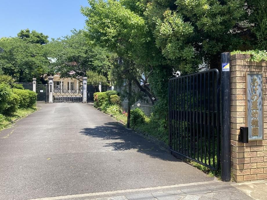 4LDK Detached House for Sale in Hayama, Kanagawa - Thumbnail 3