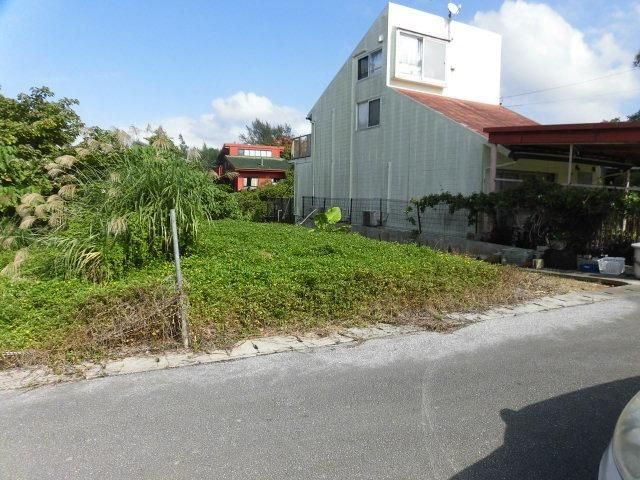 Building Land for Sale in Onna Village, Okinawa - 159 sqm - Image 1