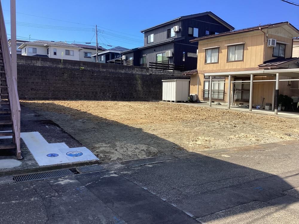 247.9 sqm Building Plot for Sale in Joetsu, Niigata - Thumbnail 3