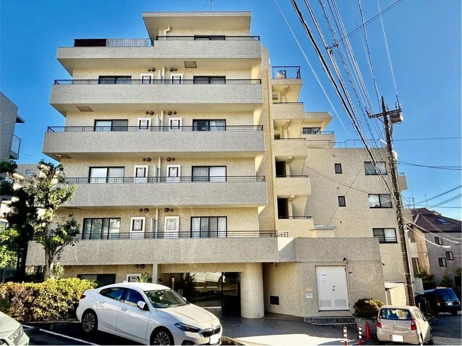 Renovated 3LDK Apartment for Sale in Yokohama Aoba Ward - Thumbnail 2