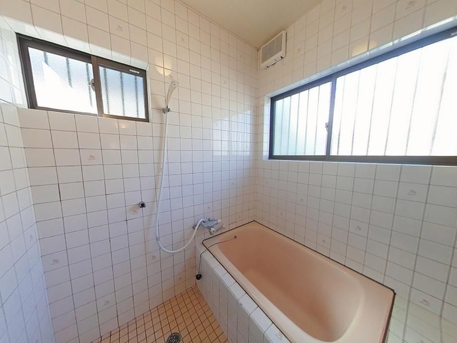 5DK Used House for Sale in Nagahama, Kochi City - 104.22 sqm - Thumbnail 2