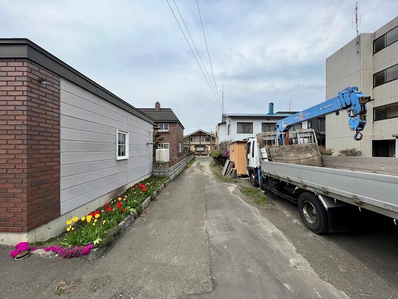 Land for Sale in Minami-ku, Sapporo - 128m² Plot - Thumbnail 3