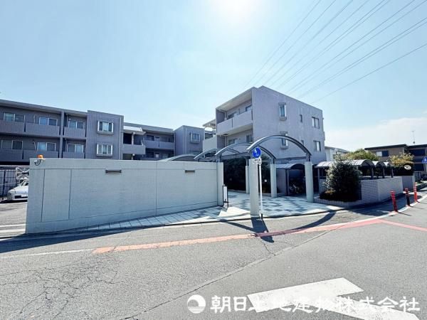 4LDK Apartment for Sale in Tokorozawa, Saitama - Thumbnail 2
