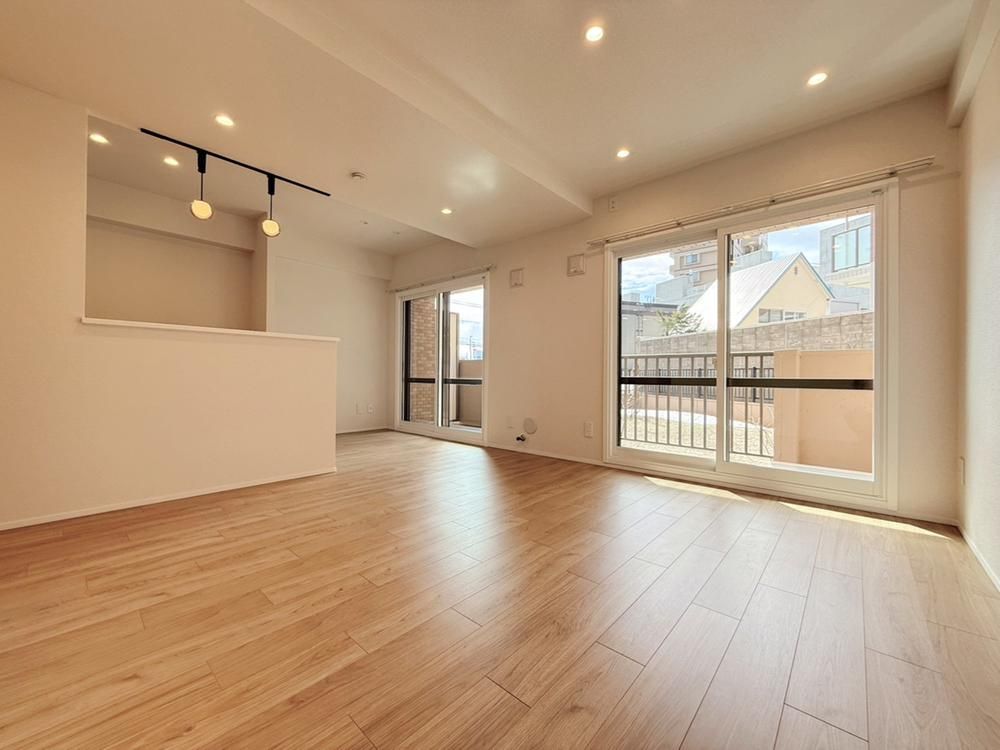 45m2 One-Room Apartment for Sale in Shiroishi-ku, Sapporo - Thumbnail 2