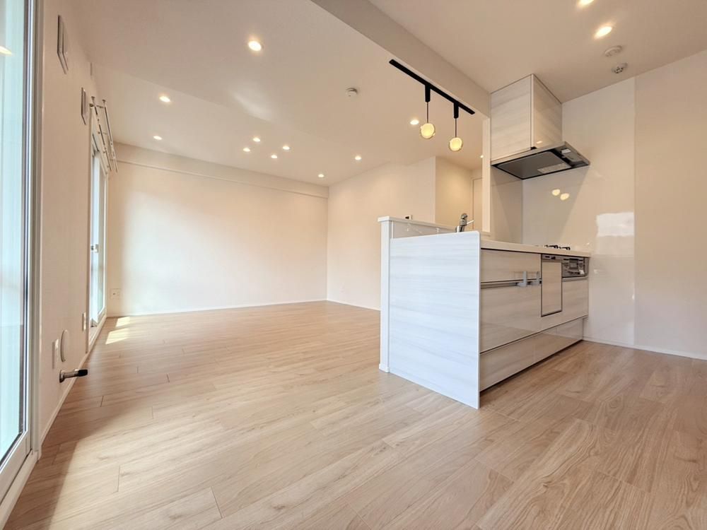 45m2 One-Room Apartment for Sale in Shiroishi-ku, Sapporo - Thumbnail 3