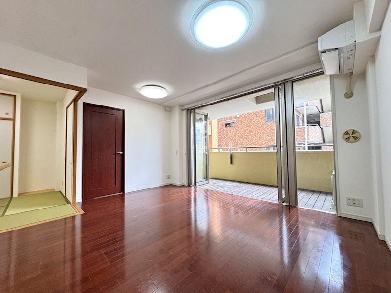 3LDK Apartment for Sale in Kawasaki, Kanagawa 65.22m² - Thumbnail 3