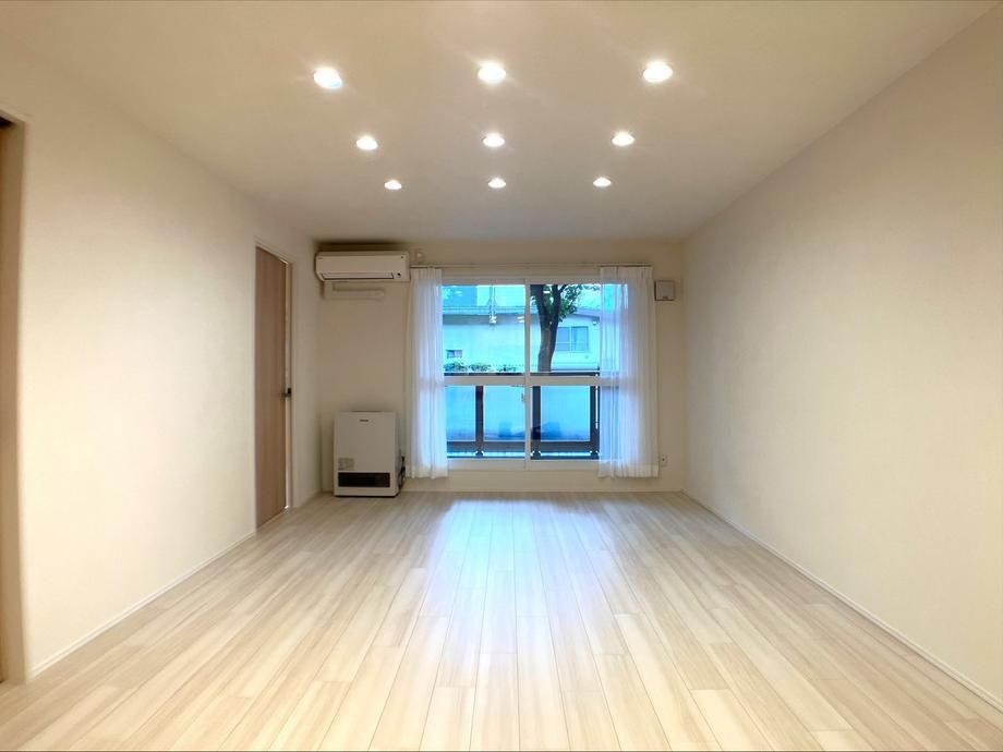 4LDK Renovated Apartment in Toyohira-ku, Sapporo, 85.1m2 - Thumbnail 3