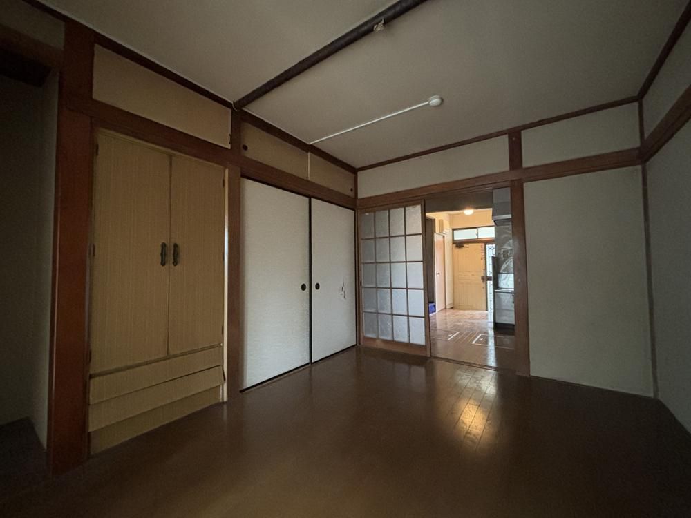 3DK Detached House for Sale in Nishi Ward, Yokohama - Thumbnail 3