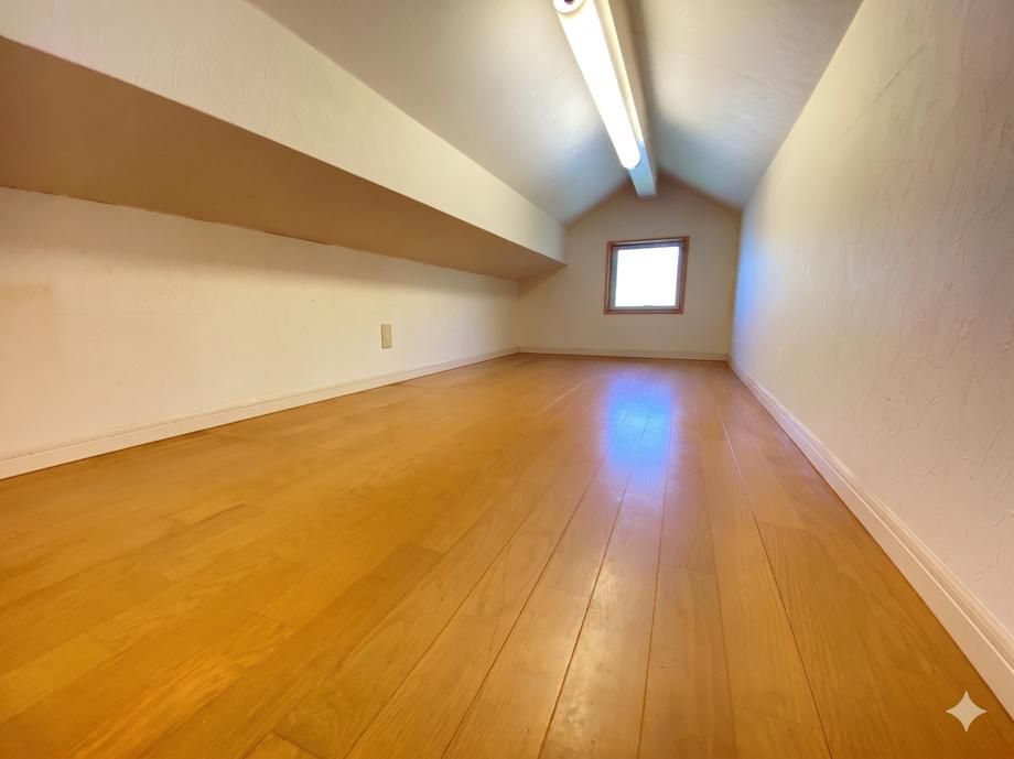 4LDK House for Sale in Hayama with Ocean and Fuji Views - Thumbnail 4
