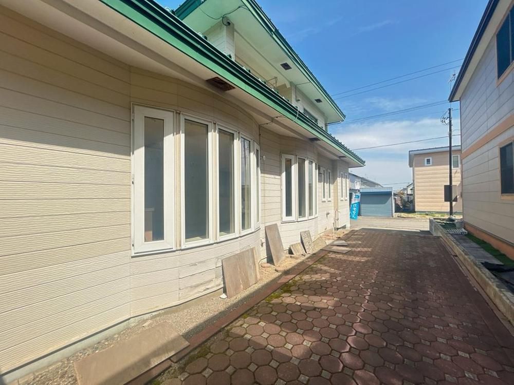 Renovated 4LDK House for Sale in Obihiro, Hokkaido - Thumbnail 4