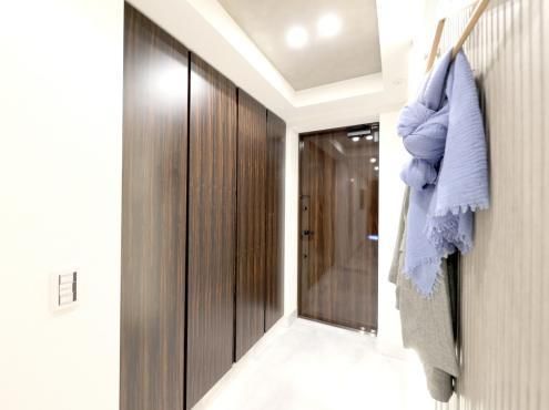 The Parkhouse Shibuya Minamidai - 1LDK Apartment for Sale in Shibuya, Tokyo - Thumbnail 2