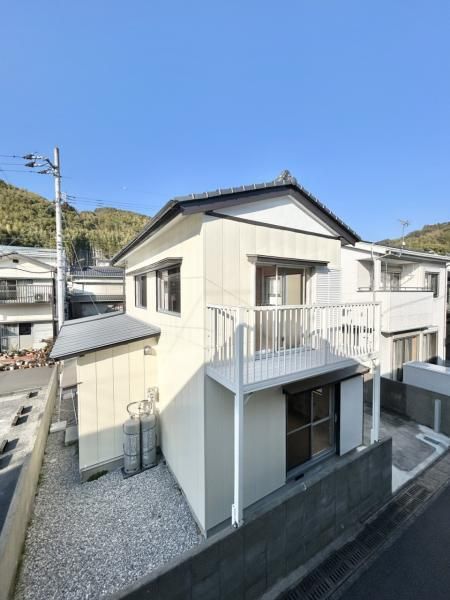 Renovated 3LDK House in Godaisan, Kochi City - 13.49M Yen - Thumbnail 2