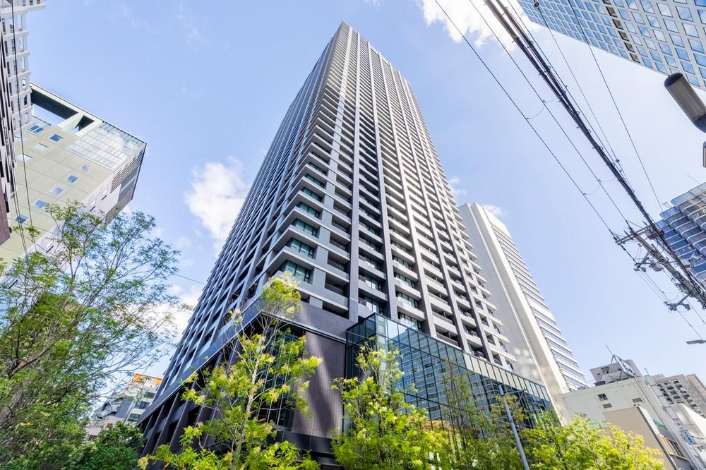 City Tower Osaka Hommachi 1LDK Apartment for Sale in Chuo Ward - Thumbnail 2